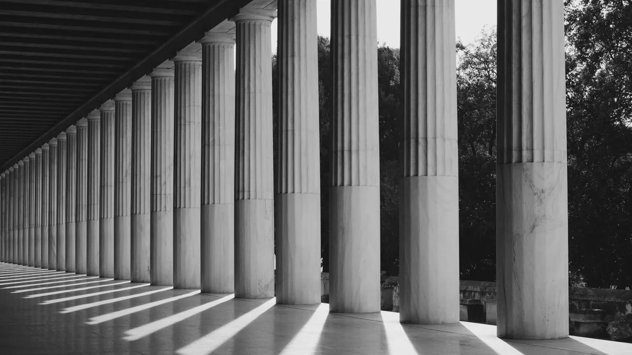 que-diferencia-hay-entre-una-columna-y-un-pilar